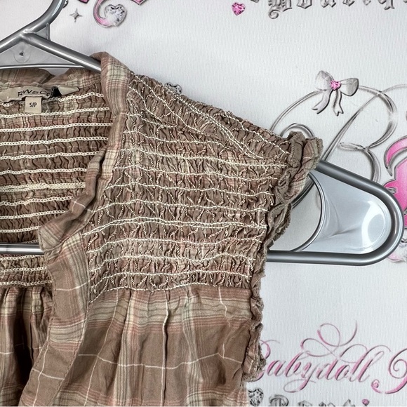 RW&CO. Tank top button up stripes y2k smocked detail vest Brown Plaid Blouse - Picture 5 of 15